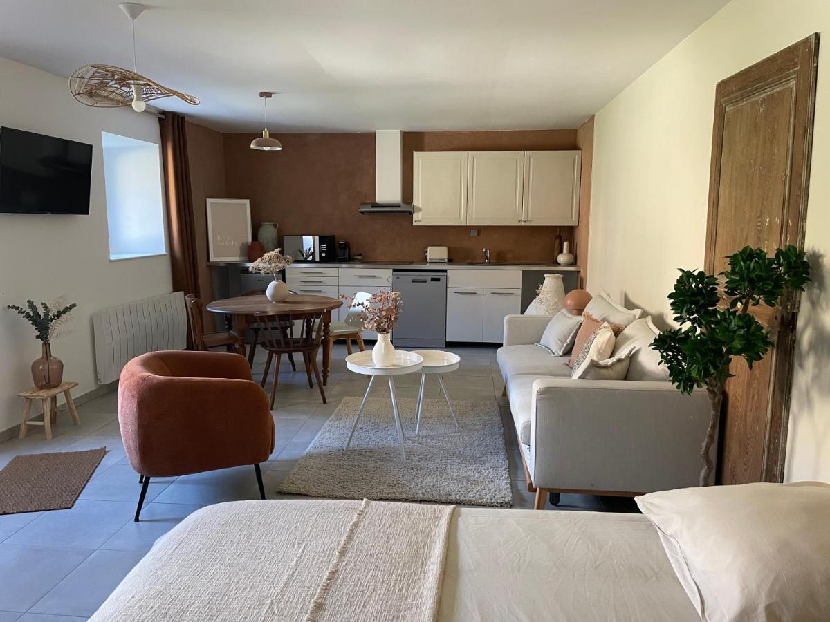 Le Studio D'Achille Tournes Extérieur photo
