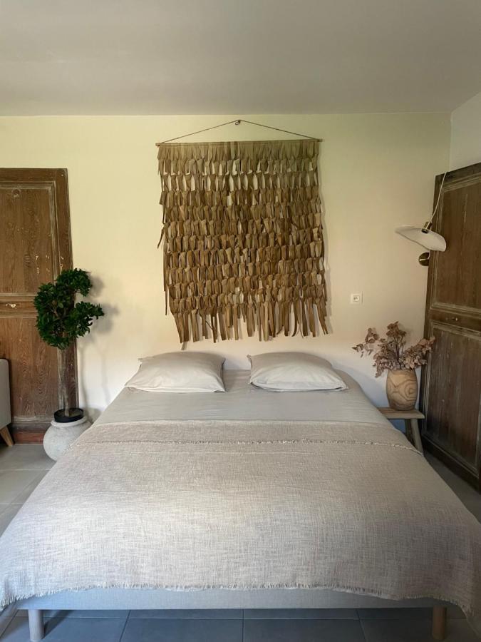 Le Studio D'Achille Tournes Extérieur photo